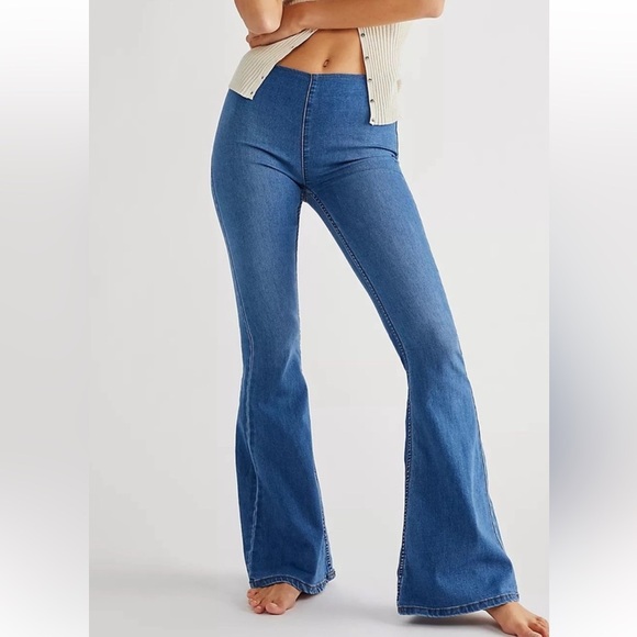 Free People Denim - Free People Flare Penny Pull On Jeans in Sapphire Blue Women’s Size 28